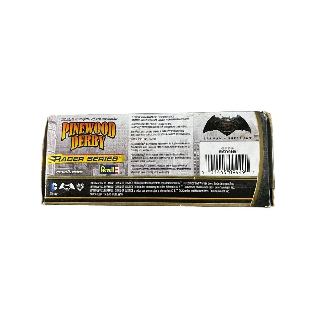 Revell Batman v Superman: BATMOBILE Pinewood Derby‎ Racer Series, Complete